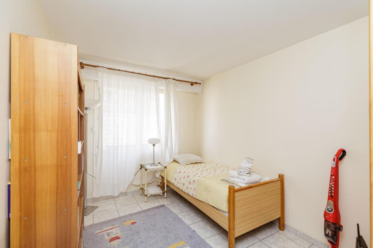 Spacious T3 With View In The Heart Of The City! Charenton-le-Pont Eksteriør billede