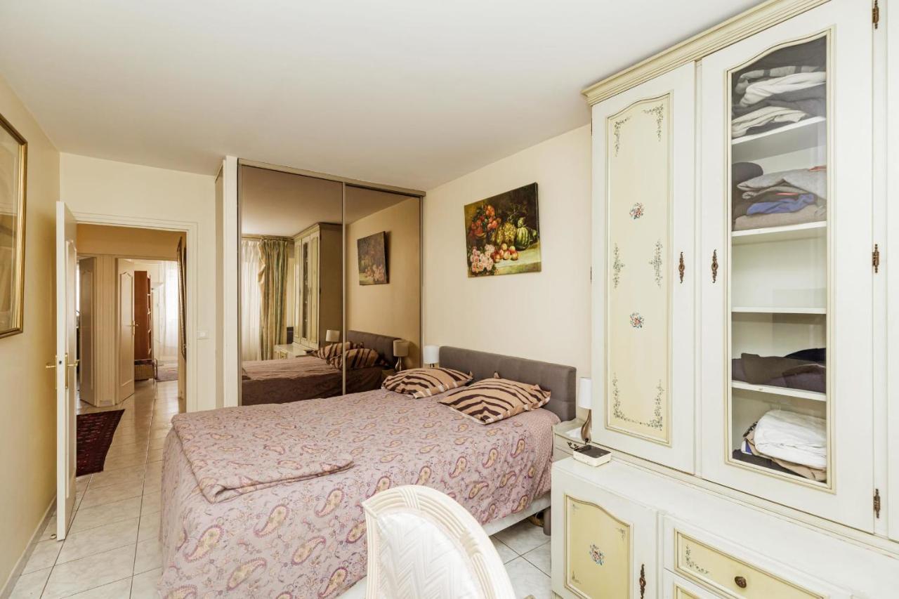 Spacious T3 With View In The Heart Of The City! Charenton-le-Pont Eksteriør billede